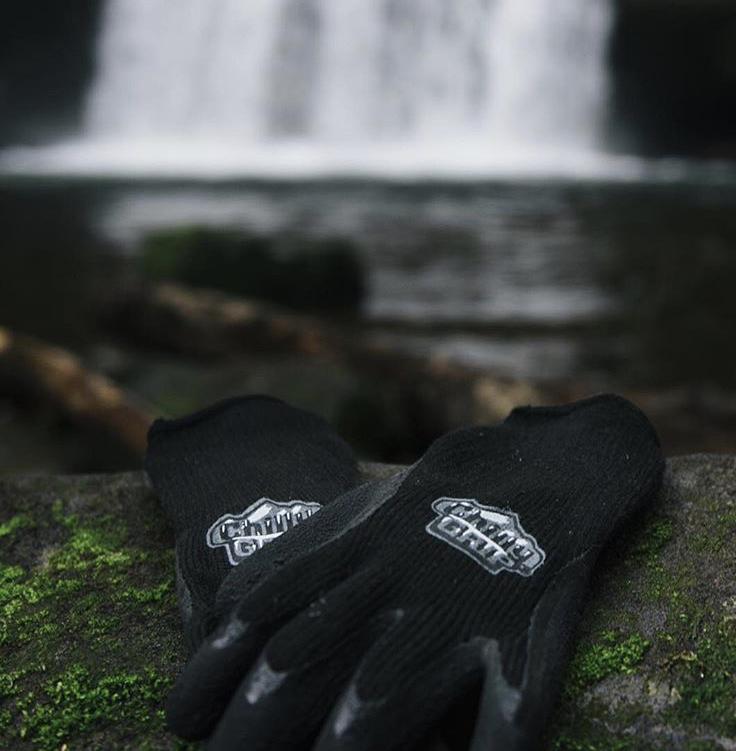 Cold Weather Season is Upon Us, Keep Your Hands Warm with Chilly Grip Gloves!